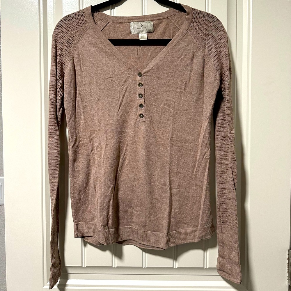 Size Small Long Sleeve Top